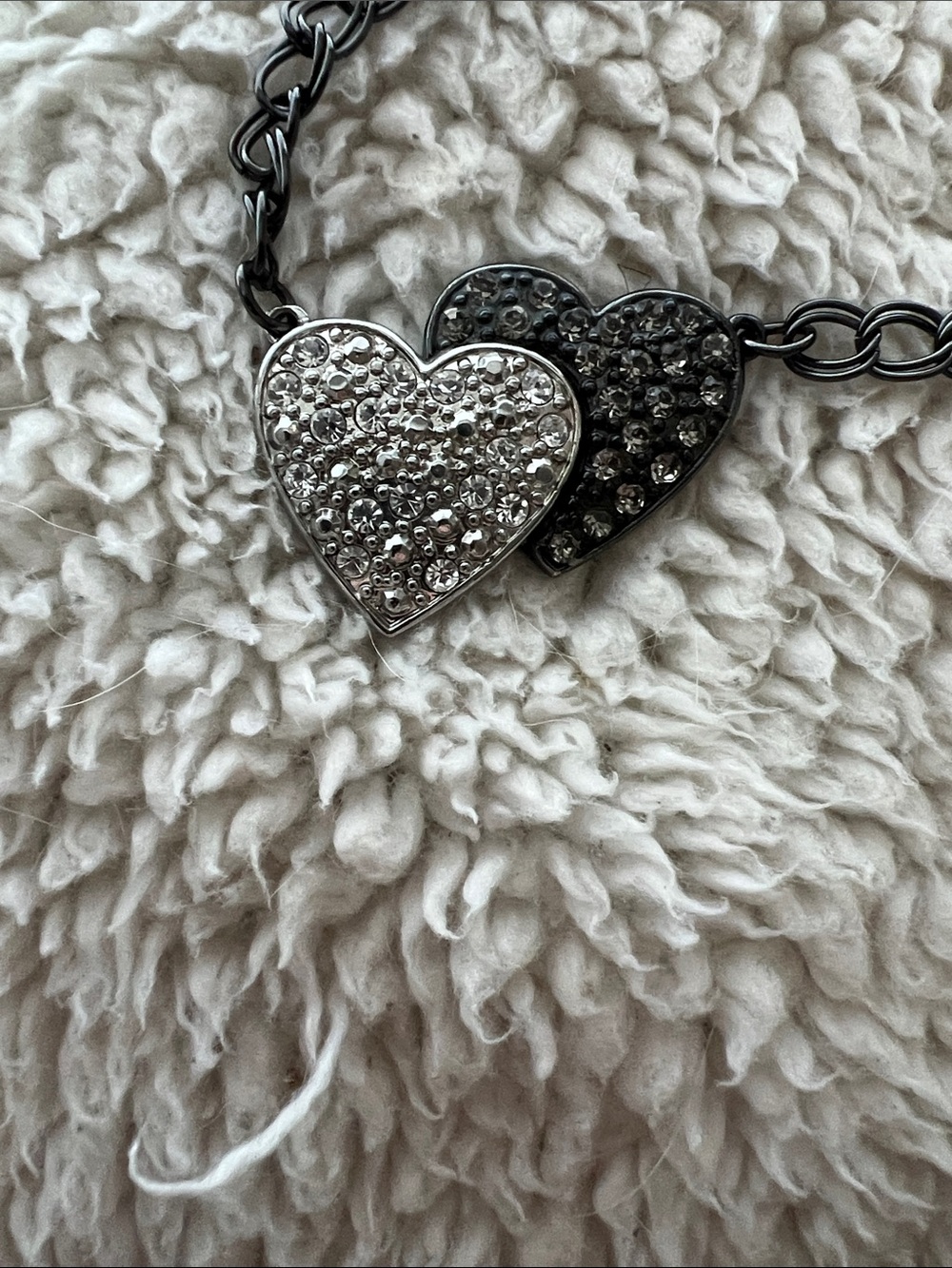 Guess hearts  Silver-Tone Layered  Necklace with Crystal and Pearl Accents - Picture 3 of 4